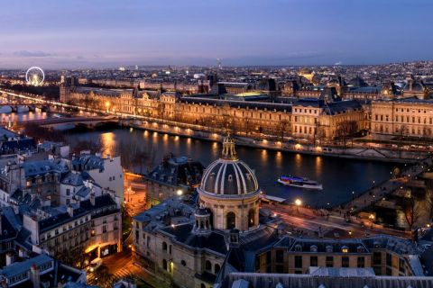 Paris: Sunset and Night Aperitif Cruise on the Seine River