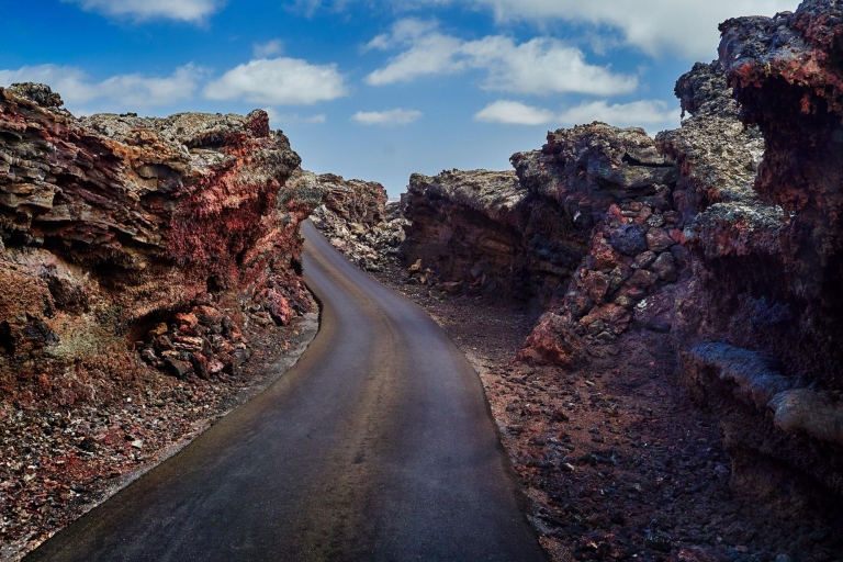Full-Day Tour to the Volcanoes in Southern Lanzarote