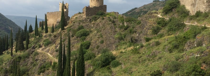 Au départ de Carcassonne : visite guidée des châteaux de Lastours et de Carcassonne