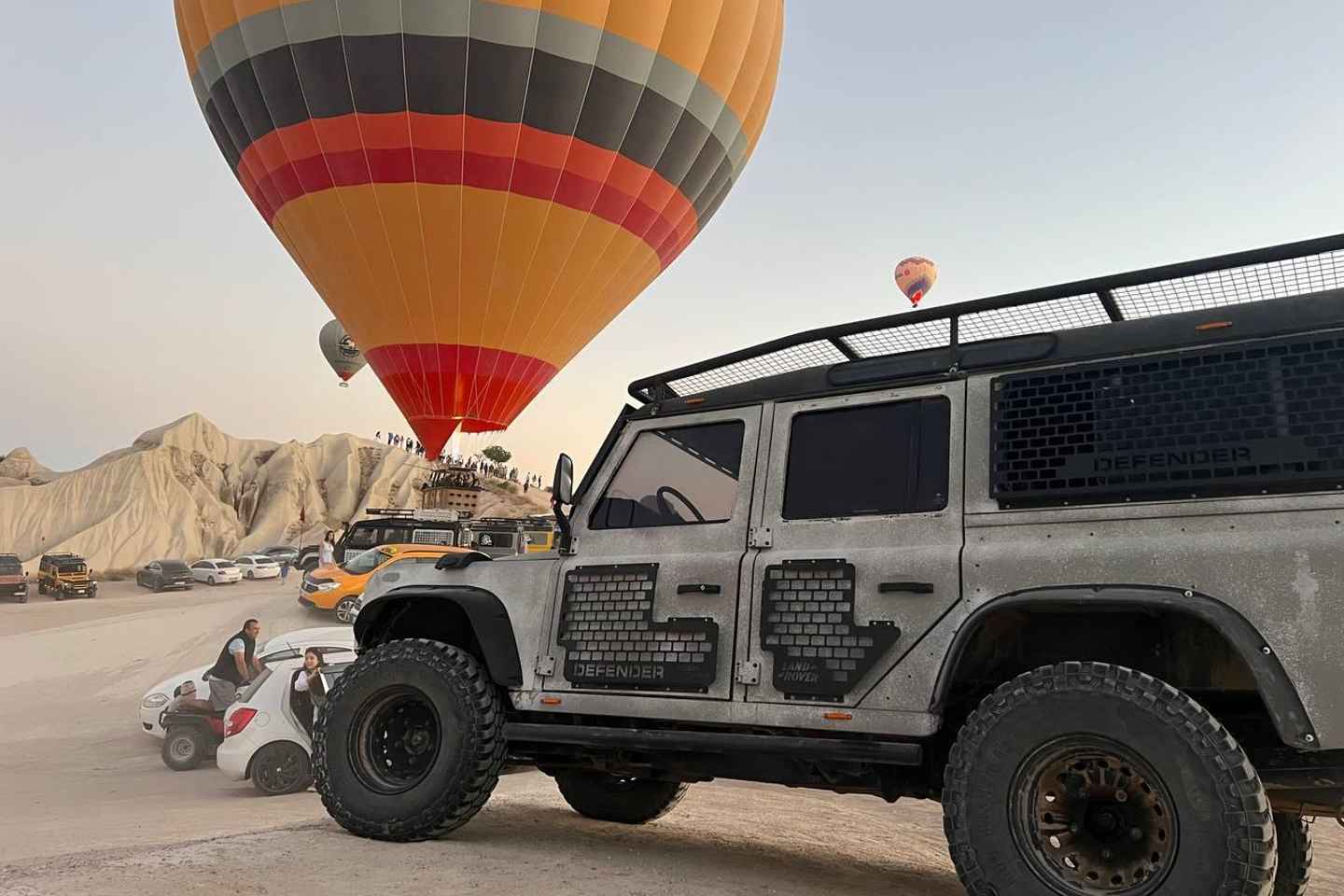 Cappadocia: 2-Hour Jeep Safari at Sunrise & Sunset Views 4x4