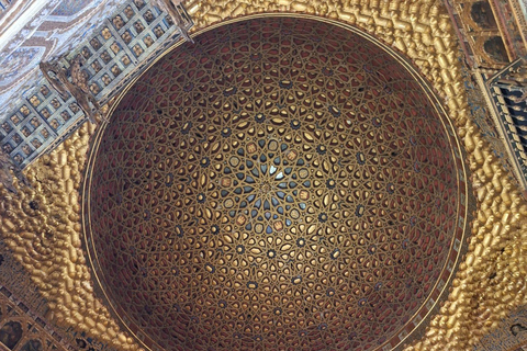 Seville: Guided visit to the Alcázar, Cathedral and Giralda