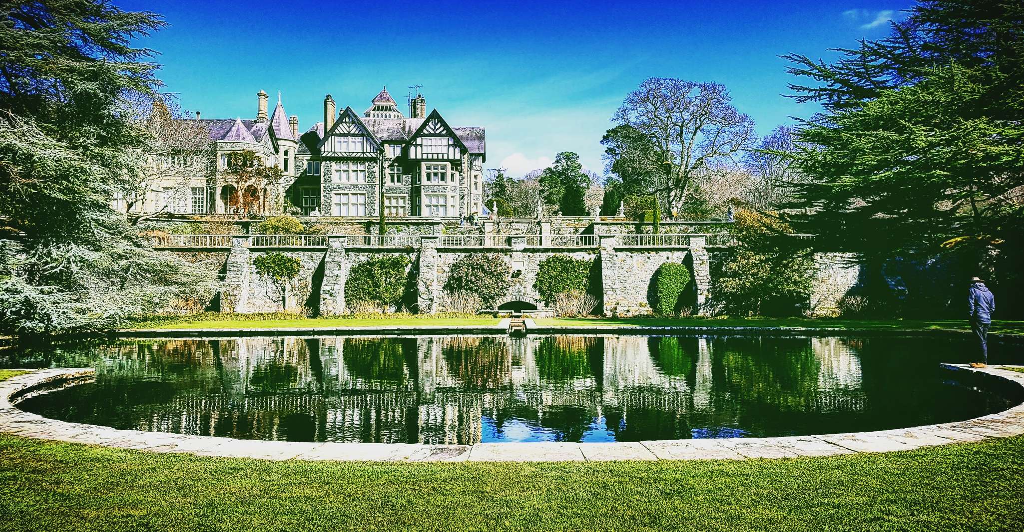 Snowdonia, Bodnant Gardens & Castles Private Tour - Hizvo