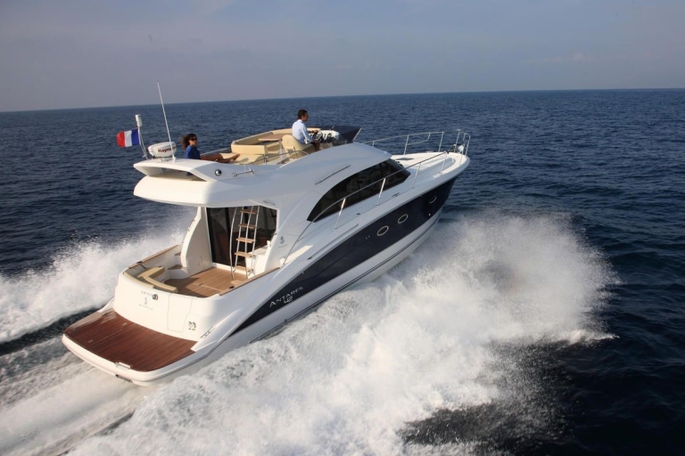 Adeje: privé motorbootcruisePrivé 6-uur durende luxe motorbootcharter