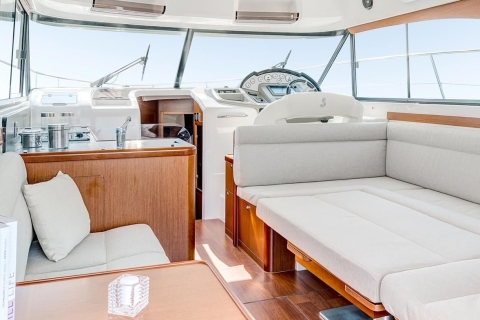Adeje: Private Motorboot-TourPrivater 8-Stunden-Luxus-Motorbootcharter