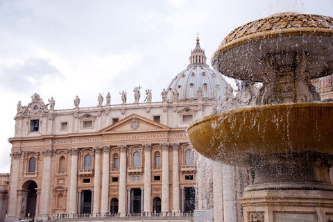 Rome: Skip The Line St.Peters Basilica, Tombs & Dome Tour DE - BASILICA TOUR + DOME