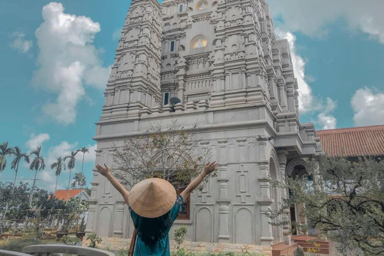 Half-day Religious Tour in Hue Citadel Private group (5-12 pax)