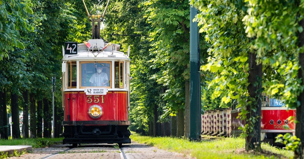 Prag HopOn/HopOffTicket für die historische Straßenbahn GetYourGuide