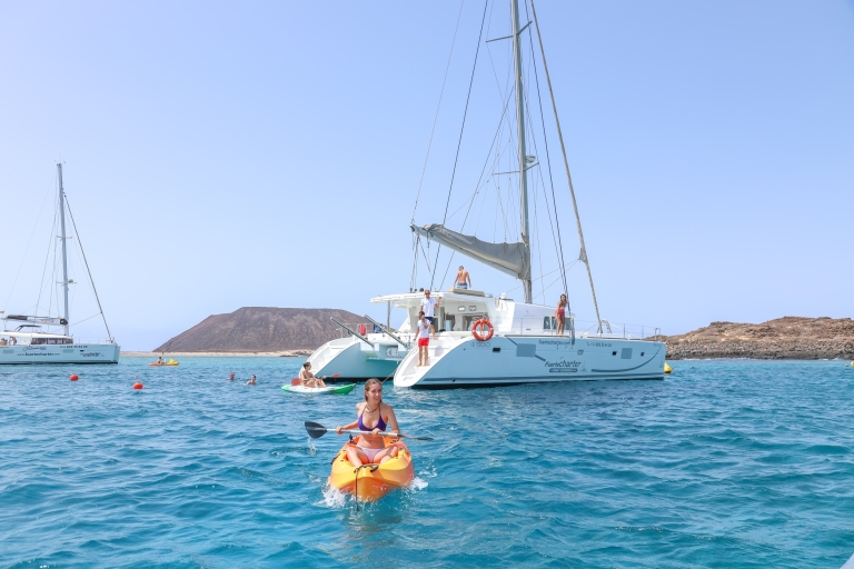 Fuerteventura : catamaran de luxe privé vers l'île de Lobo4 heures Luxe