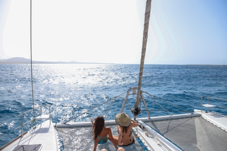 Fuerteventura : catamaran de luxe privé vers l'île de Lobo4 heures Luxe