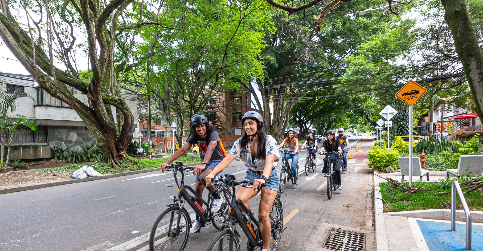 Medellín, E-Bike und Foodie Tour - Hizvo