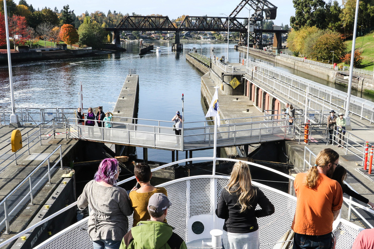 Seattle: Locks Cruise with Local Guide Departs From AGC Marina/Lake Union with Return Bus