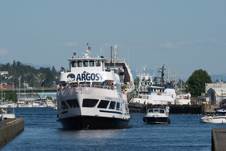Seattle: Locks Cruise with Local Guide Departs From AGC Marina/Lake Union with Return Bus