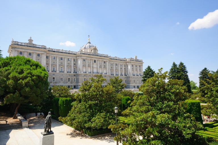 Madrid: Royal Palace Private Tour with Skip-the-Line Tickets
