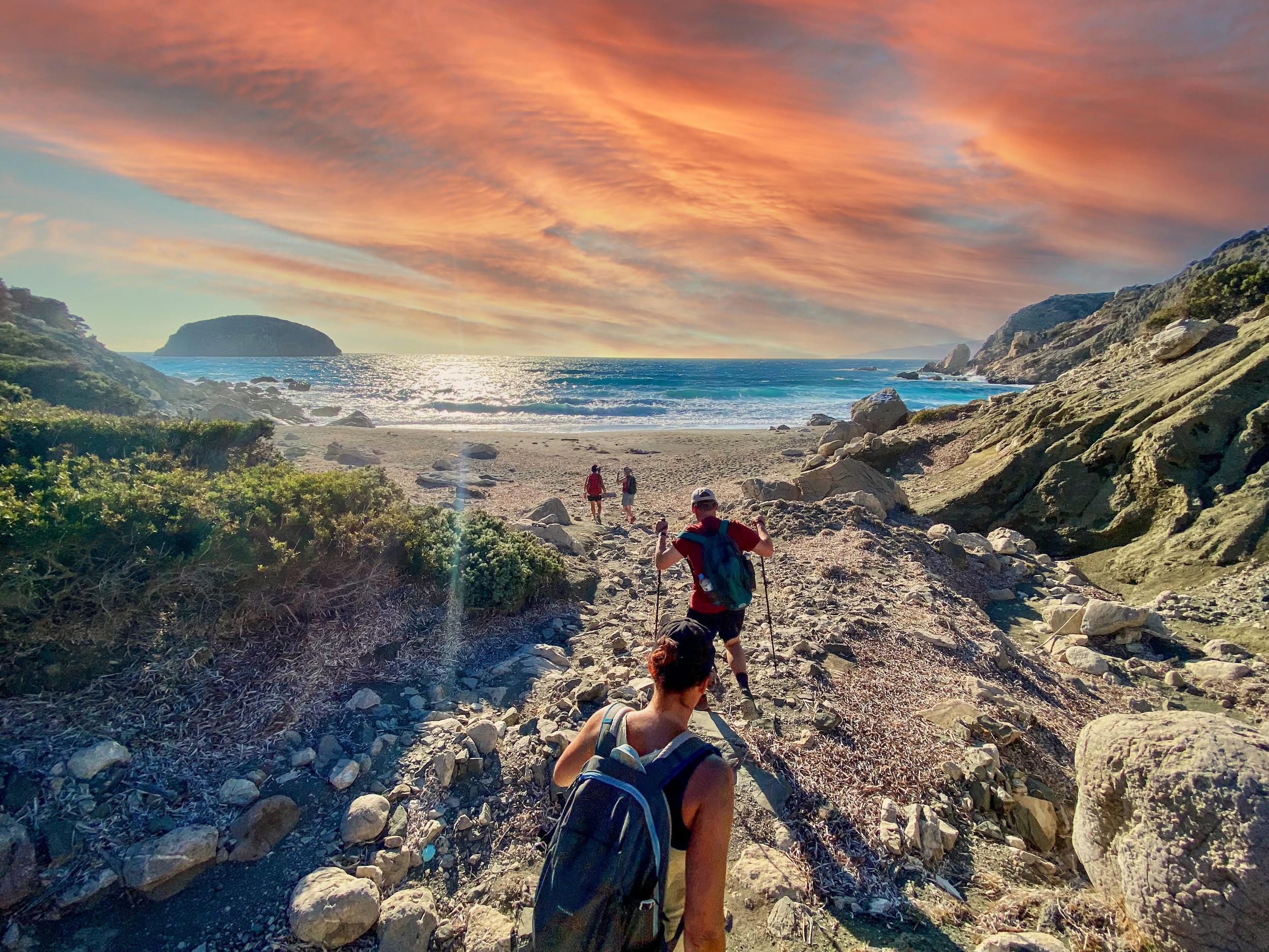 Monolithos: Kleingruppenwanderung und Sonnenuntergang auf der Burg Monolithos