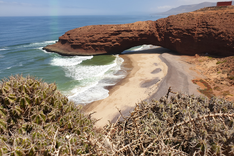 Ab Agadir: Legzira Beach und Tiznit Tagestour mit MittagessenAbreise von Taghazout