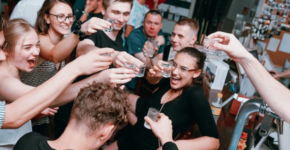 Krakow: New Year's Eve Pub Crawl with 2-Hour Open Bar