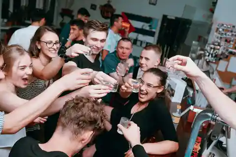 Krakow: New Year's Eve Pub Crawl with 2-Hour Open Bar