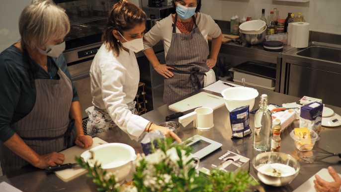 Milan: Italian Cooking Class with Food and Wine