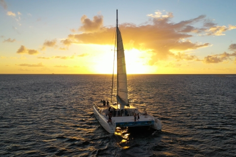 Romantic Caribbean Sunset Cruise Saint Lucia: 2-Hour Sunset Catamaran Cruise