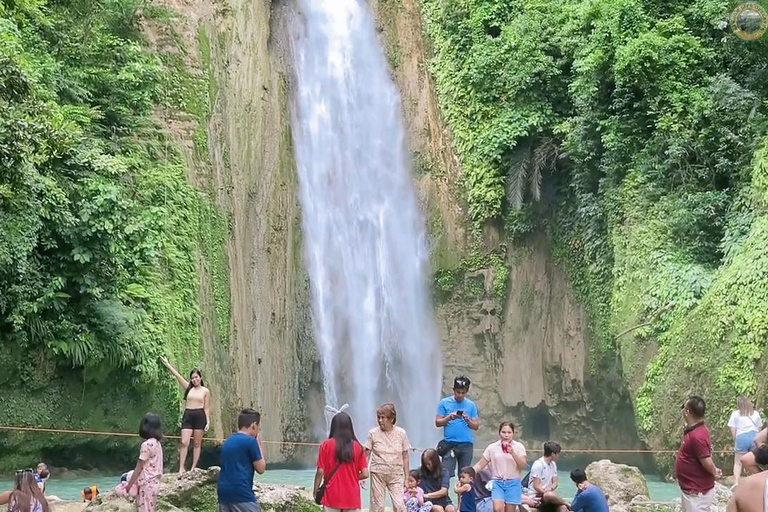 Moalboal: Pescador Island &amp; Mantayupan Falls äventyr!