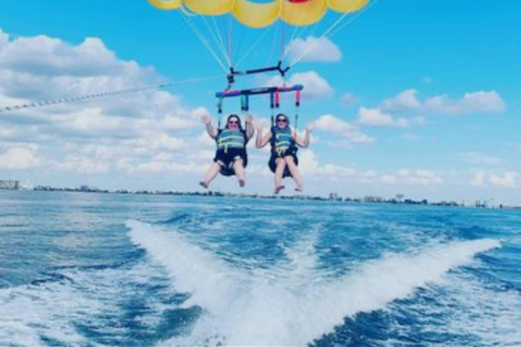 Doha: Parasailing Experience with Views of The Pearl