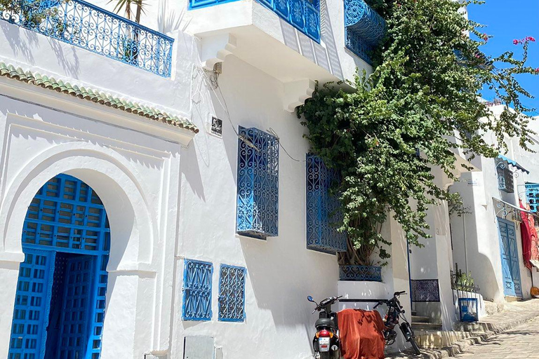 Sidi Bou Said: Discover Hidden Corners & Mediterranean Sunset
