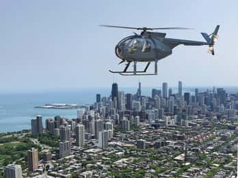Chicago: 45-minütiger privater Hubschrauberflug für 1-3 Personen Chicago: 45-minütiger privater Hubschrauberflug für 1-3 Personen
