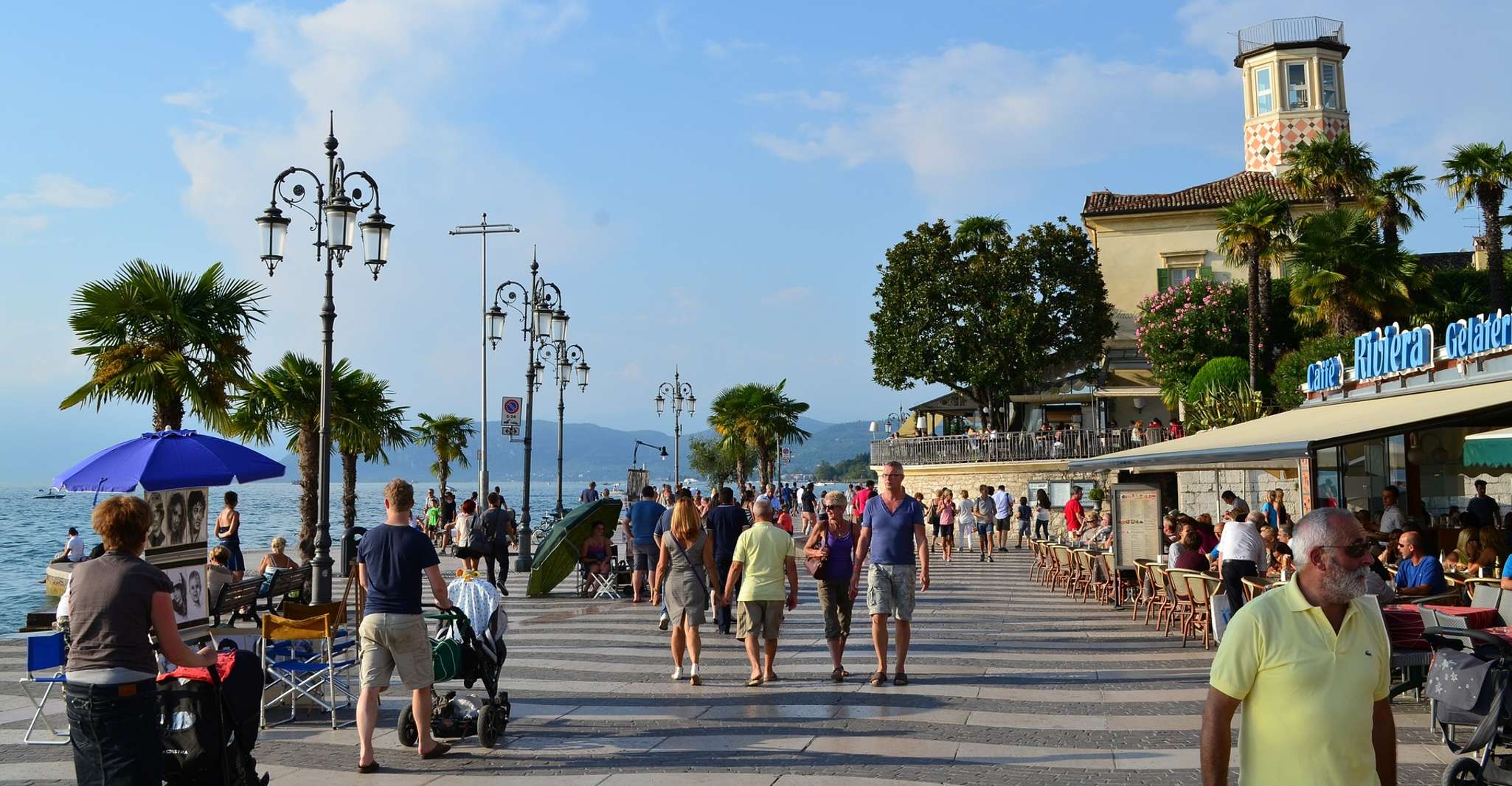 Full-Day Lake Garda Tour, Bus & Public Boat with Guide - Housity