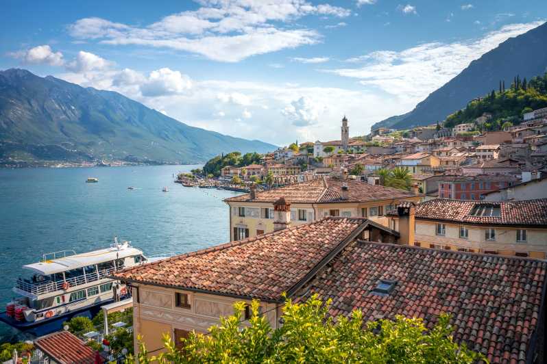 Tour de día completo por el Lago de Garda: Autobús y barco público con guía