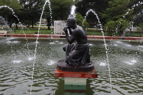 Acra: Parque Memorial Kwame Nkrumah e ginásio de boxe local