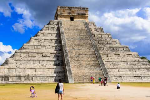 Cancun/Riviera Maya: Chichen Itza and Ik Kil Cenote Tour