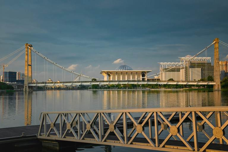 Putrajaya Full-Day Private Tour - Stunning Planned Capital