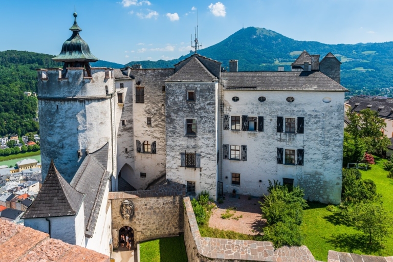 Salzburg: Tour zur Festung Hohensalzburg ohne AnstehenBesichtigung der Festung Hohensalzburg und der Altstadt ohne Anstehen