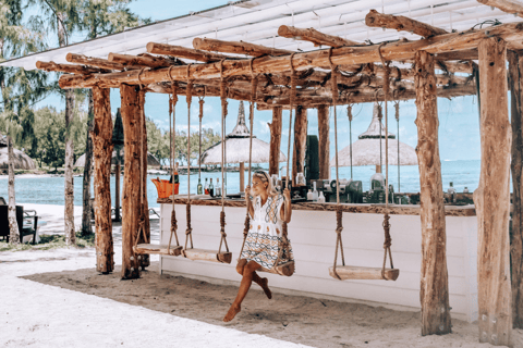 Desde Point Maurice: lancha privada a Ile Aux CerfsDesde Pointe Maurice: lancha privada a Ile Aux Cerfs