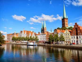Lübeck: Old Town Highlights Private Walking Tour
