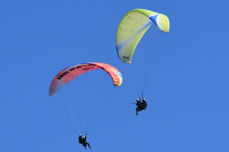 Vík: Paralotniowy lot w tandemieLot tandemowy na paralotni