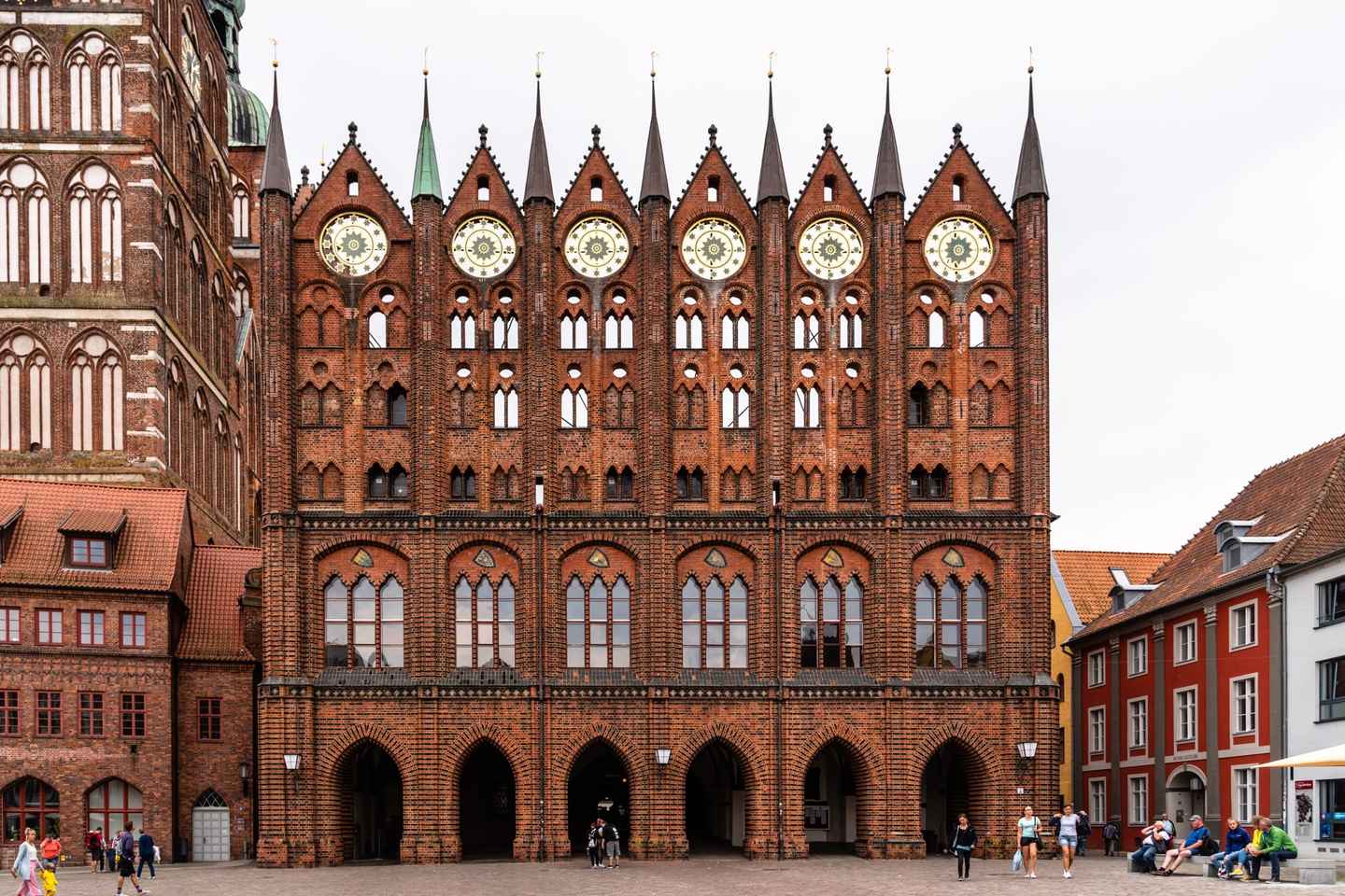 Stralsund: Old Town Highlights Private Walking Tour