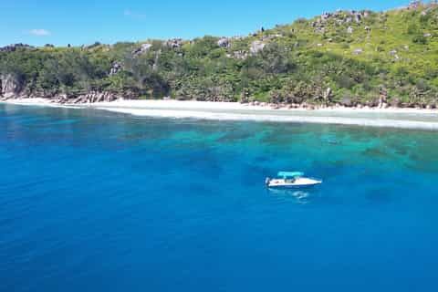 Praslin: Coco & Felicity Island Private Snorkeling Adventure