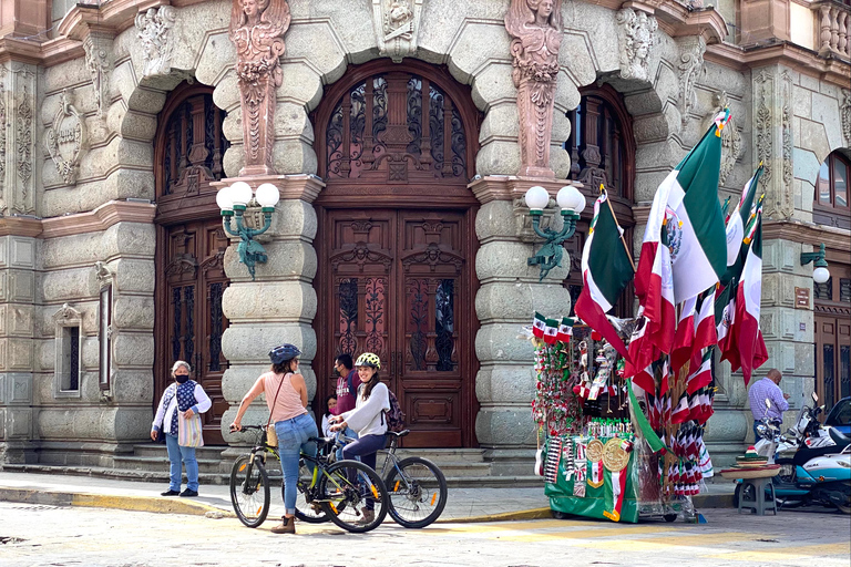 Oaxaca: Recorrido en Bicicleta por el Arte Callejero