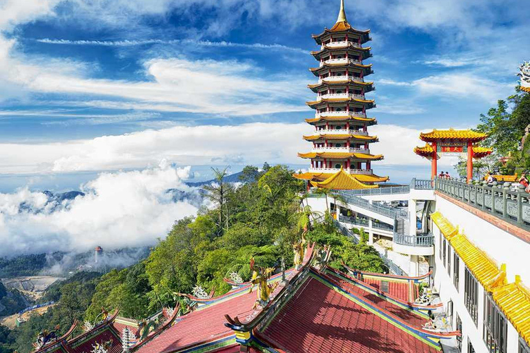 Luxury Private Genting Highlands Day Trip