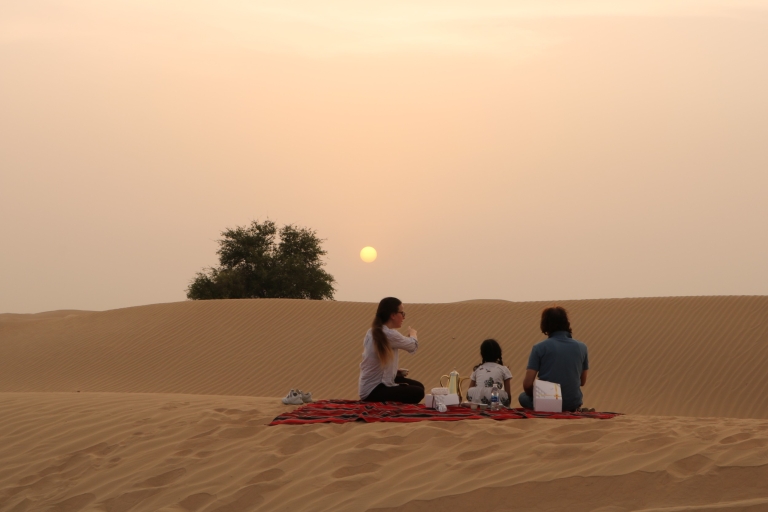 Dubai: woestijnsafari per jeep bij zonsopgang met dierenGroepstour