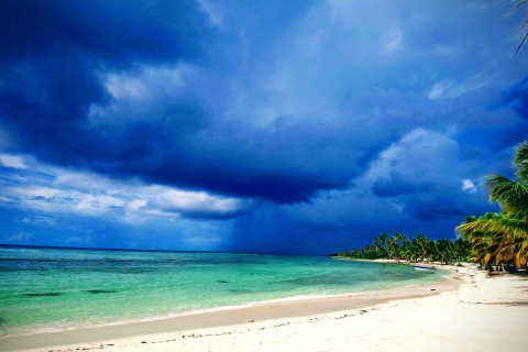 Depuis Punta Cana : Saona, Canto de la Playa, Mano Juan VillageDepuis Dominicus : Cotubanama/Saona : excursion en catamaran