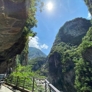From Taipei: Taroko Gorge Full-Day Tour