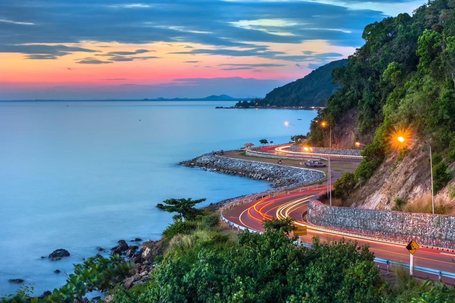 Pattaya: Chanthaburi Gems Tour with Waterfall & Boat Ride