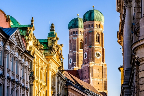 Munich: Highlights Private Bike Tour with Licensed Guide 2-Hours Private Guided Tour