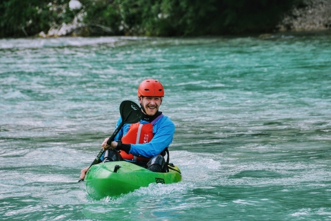 Río Soča: kayak para todos los nivelesTour guiado en ingles