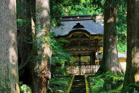 Hokuriku 2-Day Private: Zen, Washi Craft & Kanazawa Culture