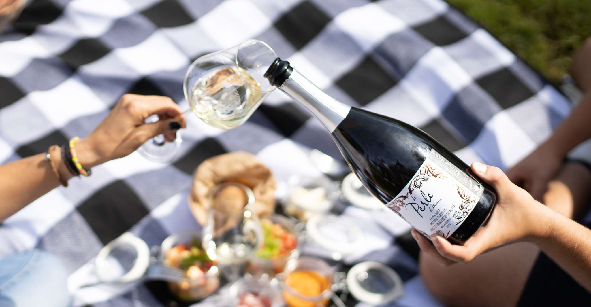 Montalcino, Vineyard Picnic with a Bottle of Wine - Hizvo