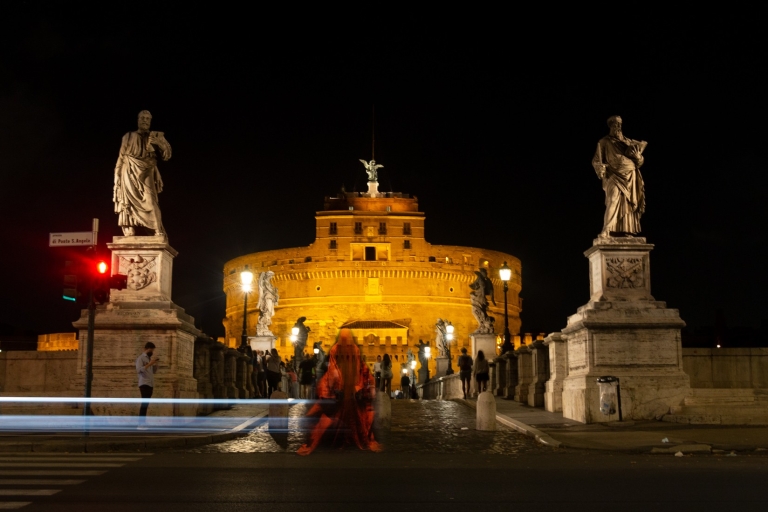 Rome : visite guidée à pied des fantômes et des mystèresVisite de l'après-midi en italien