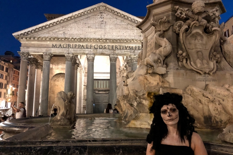 Rzym: piesza wycieczka z przewodnikiem po duchach i tajemnicachPopołudniowa wycieczka po włosku
